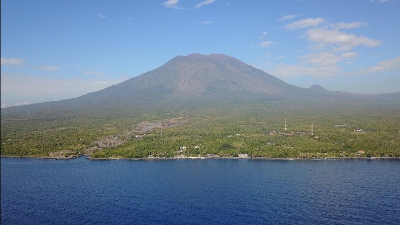Pebble & Fins Bali Dive Resort トゥランベン エクステリア 写真