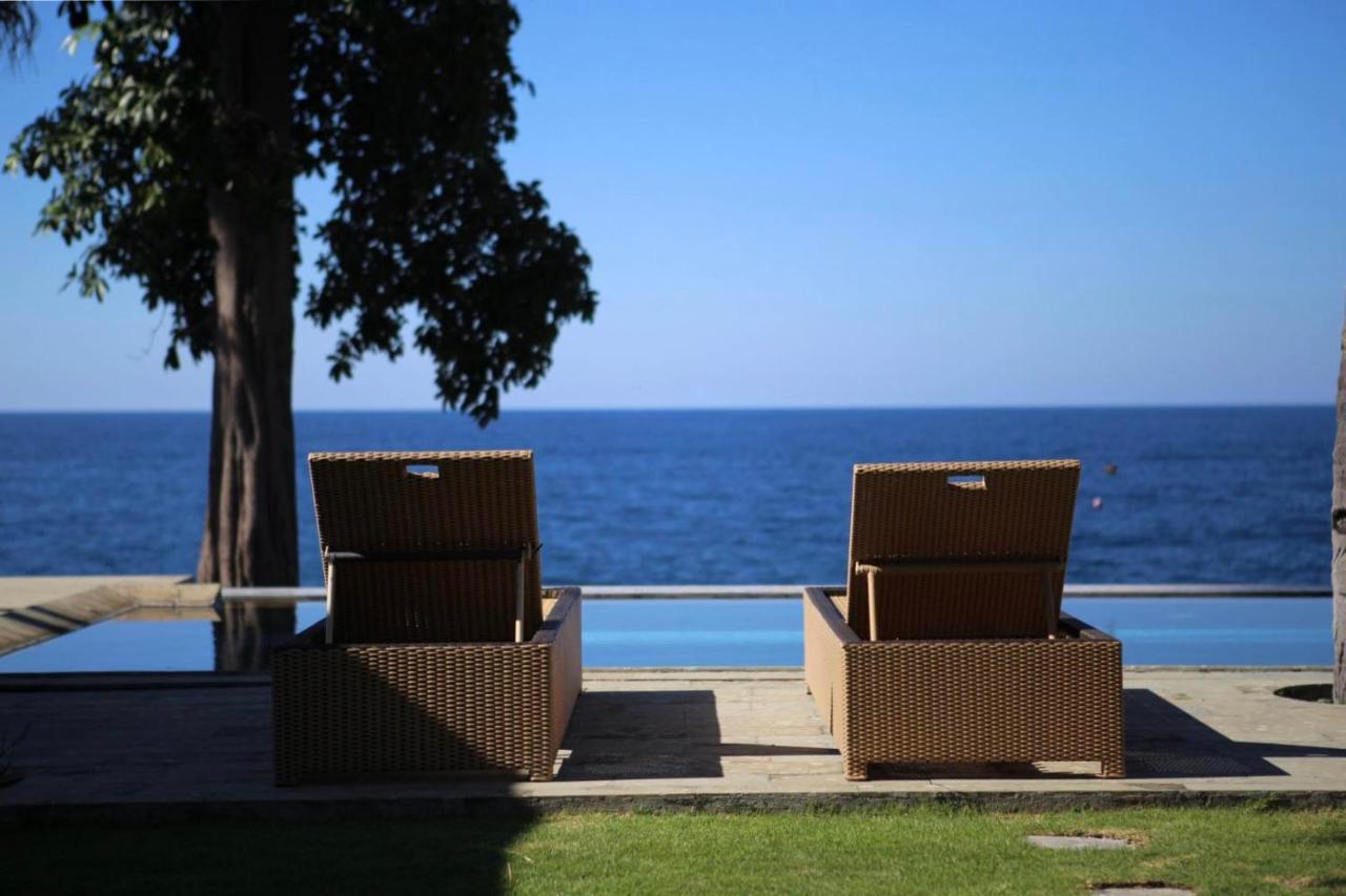 Pebble & Fins Bali Dive Resort トゥランベン エクステリア 写真